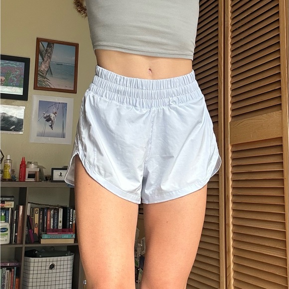 Lululemon Track That MR Periwinkle Running Shorts 5” in US Women’s Size 4 - Picture 5 of 8